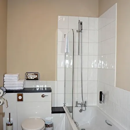 Hotel The Mount 4*